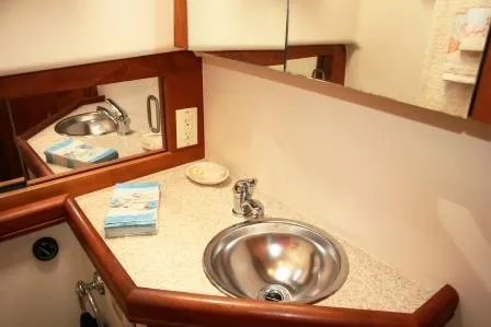 2006 Mainship Pilot 34