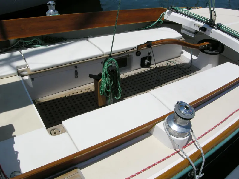 Cockpit 3