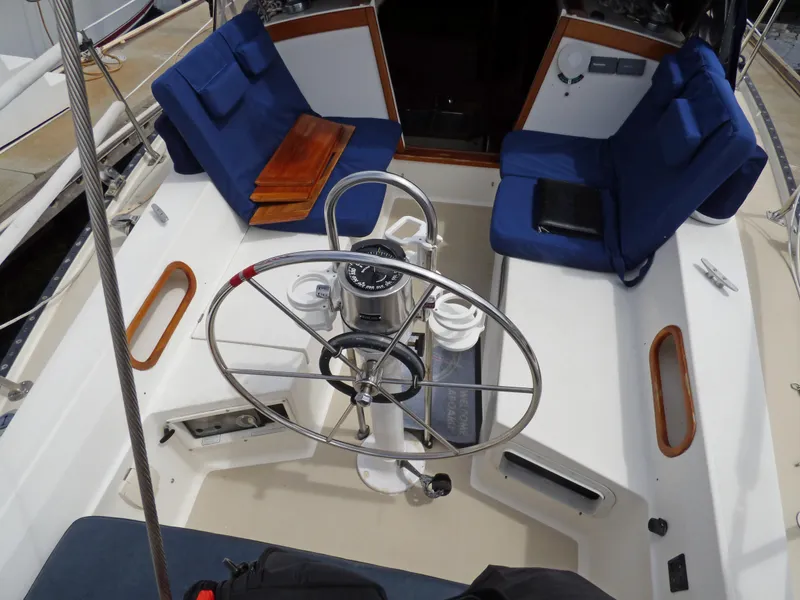 1985 Catalina 36