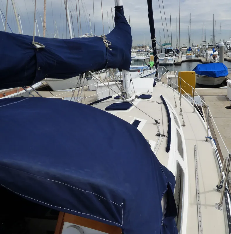 1985 Catalina 36