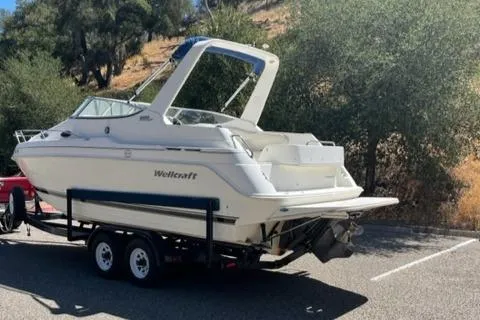 2001 Wellcraft 2600 Martinique