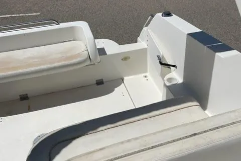 2001 Wellcraft 2600 Martinique