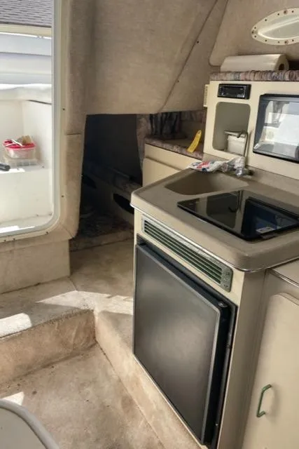 2001 Wellcraft 2600 Martinique