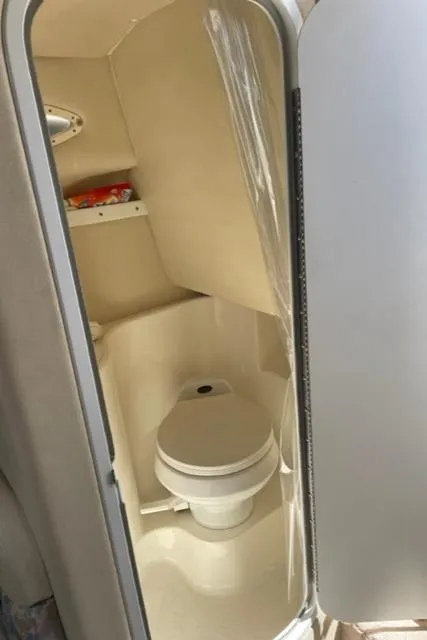 2001 Wellcraft 2600 Martinique