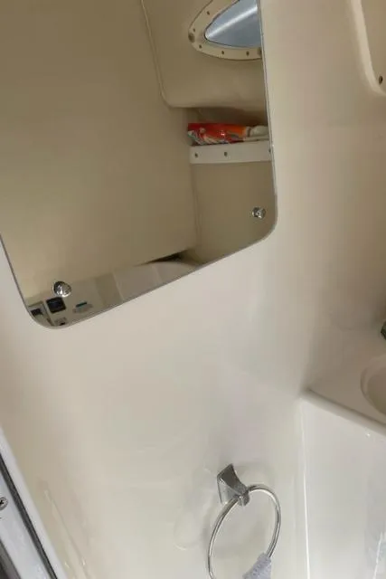 2001 Wellcraft 2600 Martinique