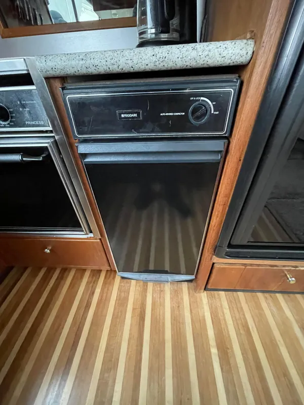 1995 Bayliner 4788 Pilot House Motoryacht