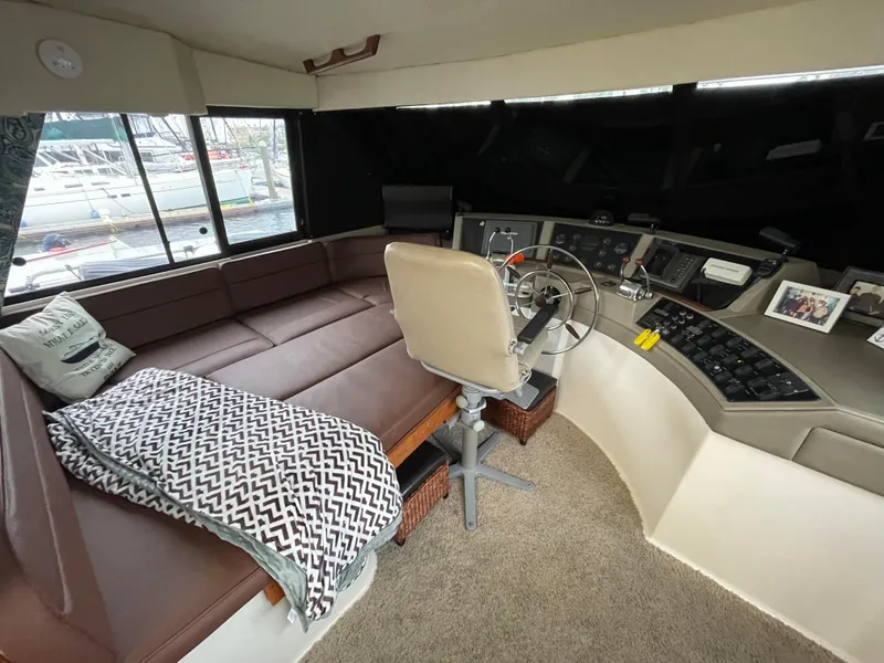 1995 Bayliner 4788 Pilot House Motoryacht