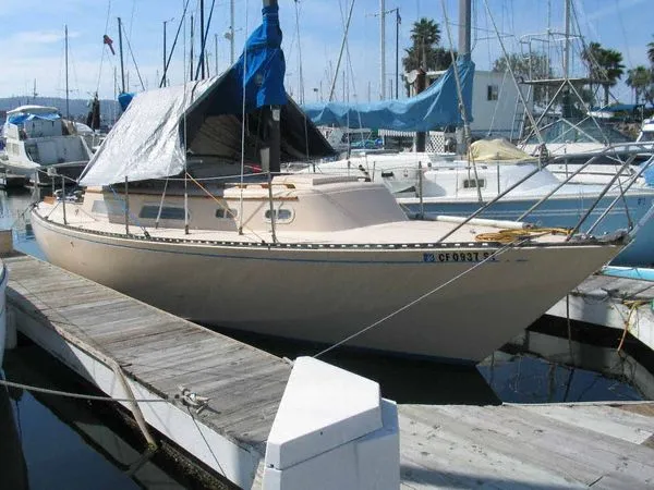 1973 Islander Mark 2