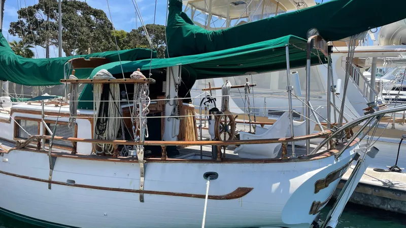 1976 CT Cutter Rigged Ketch