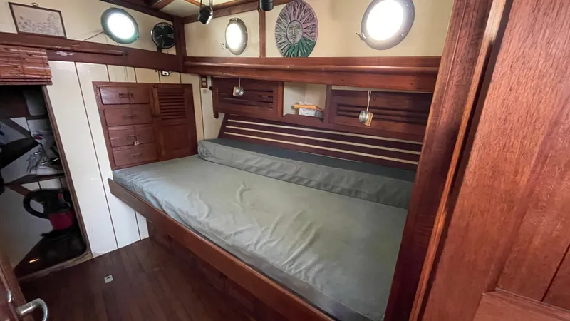 1976 CT Cutter Rigged Ketch