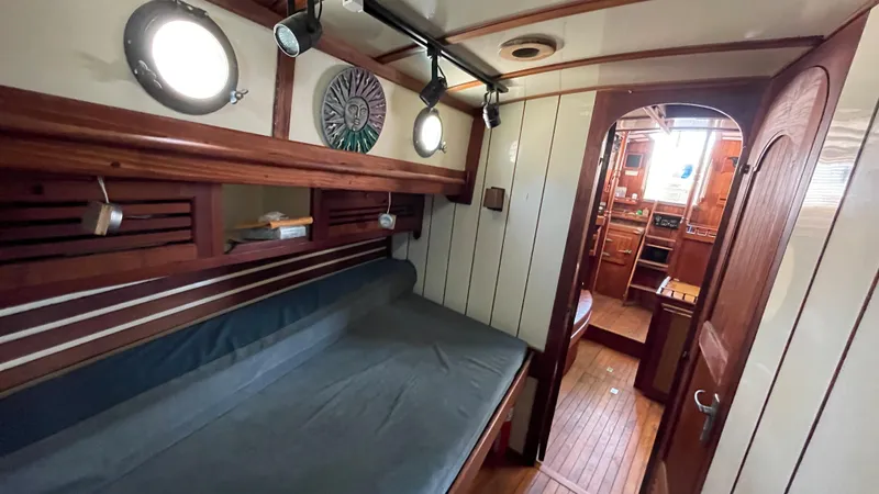 1976 CT Cutter Rigged Ketch