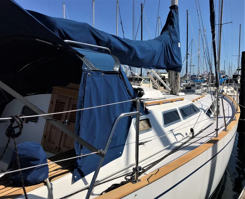 1986 Fairweather Mariner 39