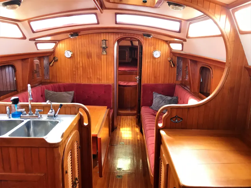 1986 Fairweather Mariner 39
