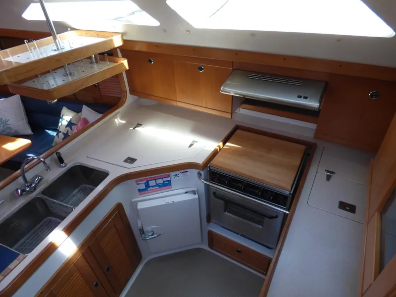 2003 Catalina 400 MkII
