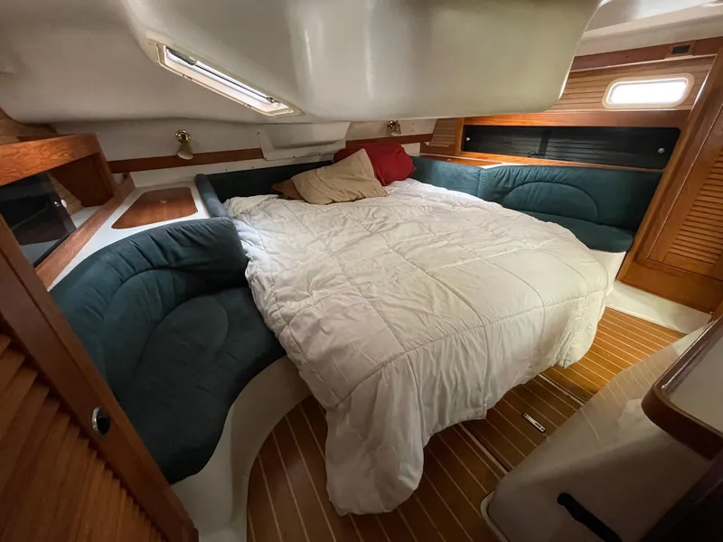 1998 Catalina 380