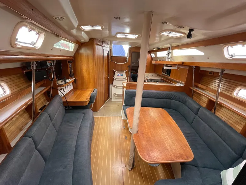 1998 Catalina 380