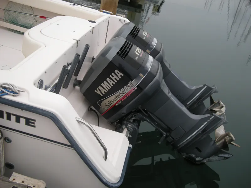 2000 Grady-White Bimini 306