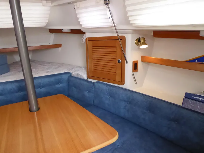 Interior to starboard