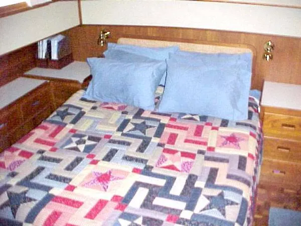 1994 Grand Banks Classic