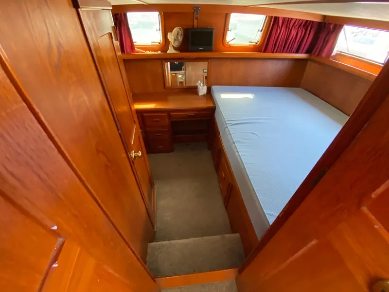 1990 Prowler 35 ACMY