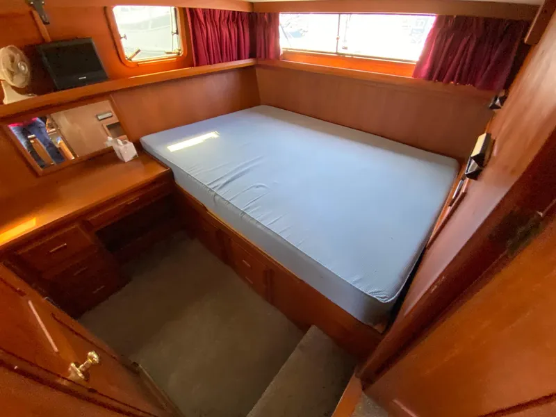 1990 Prowler 35 ACMY