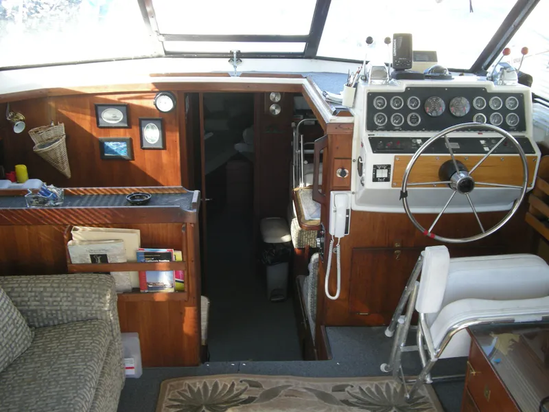 1979 Trojan sedan cruiser 32