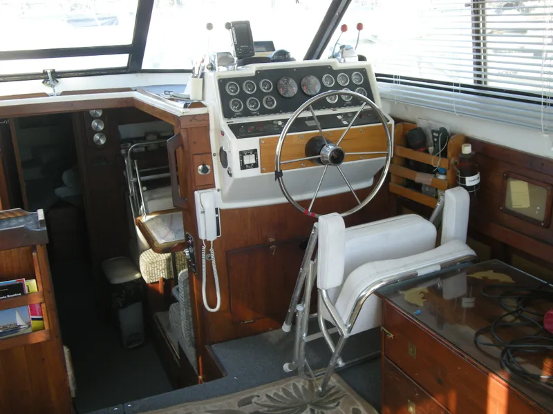 1979 Trojan sedan cruiser 32