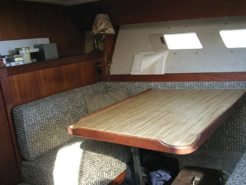 1979 Trojan sedan cruiser 32
