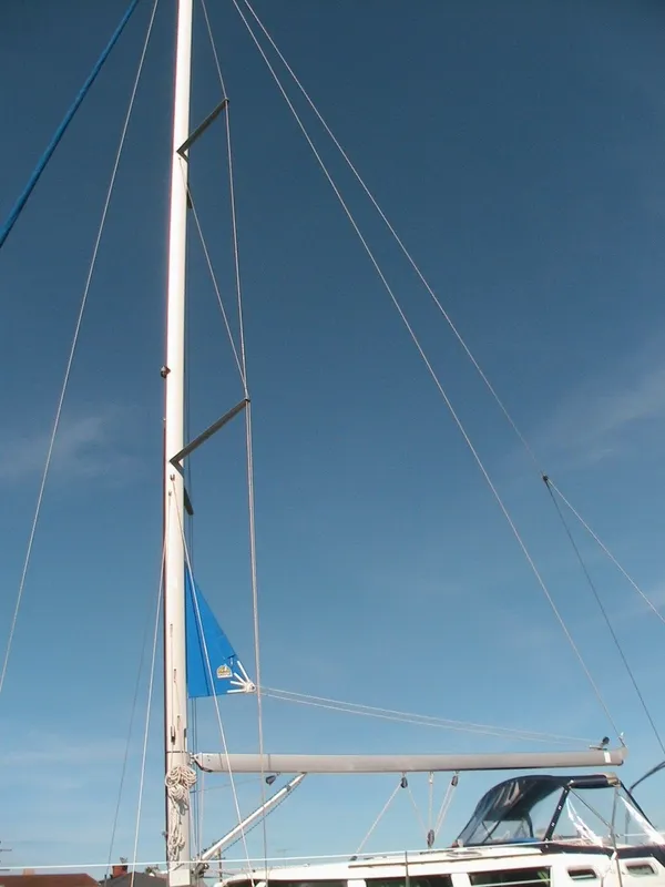 2002 Jeanneau Deck Salon