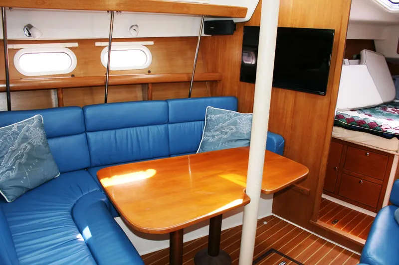 Interior port