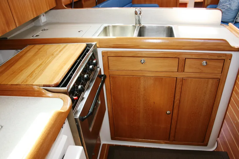 Galley storage