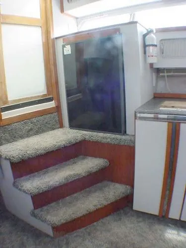 1989 Cruisers Yachts 3270 Esprit