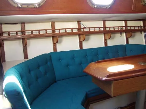 1983 Pacific Seacraft Orion- Cutter