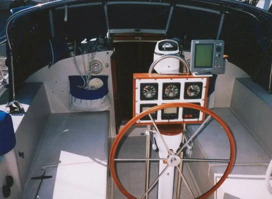 1984 Nonsuch by Hinterhoeller Yachts