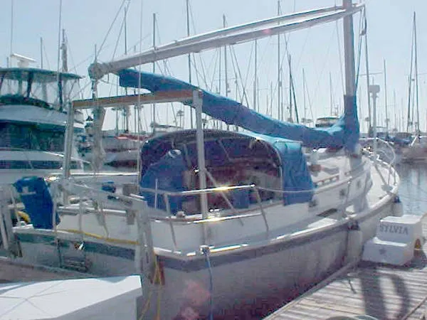 1984 Nonsuch by Hinterhoeller Yachts