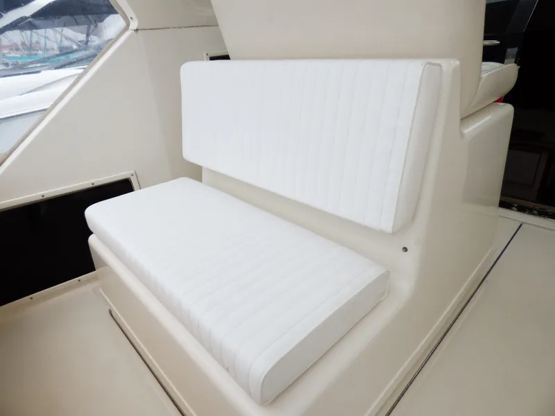 1989 Tiara Yachts 3600 Open
