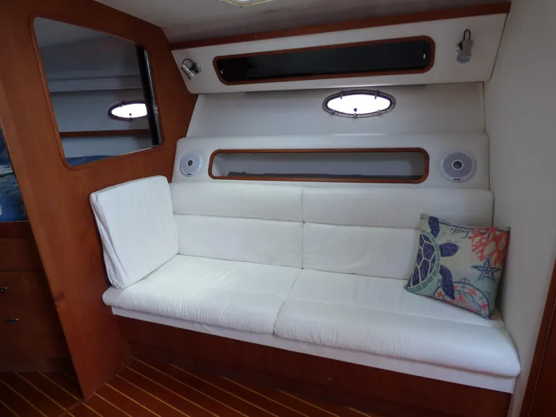 1989 Tiara Yachts 3600 Open