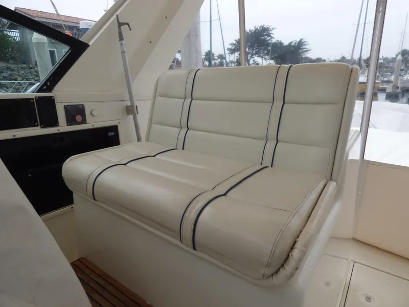 1989 Tiara Yachts 3600 Open