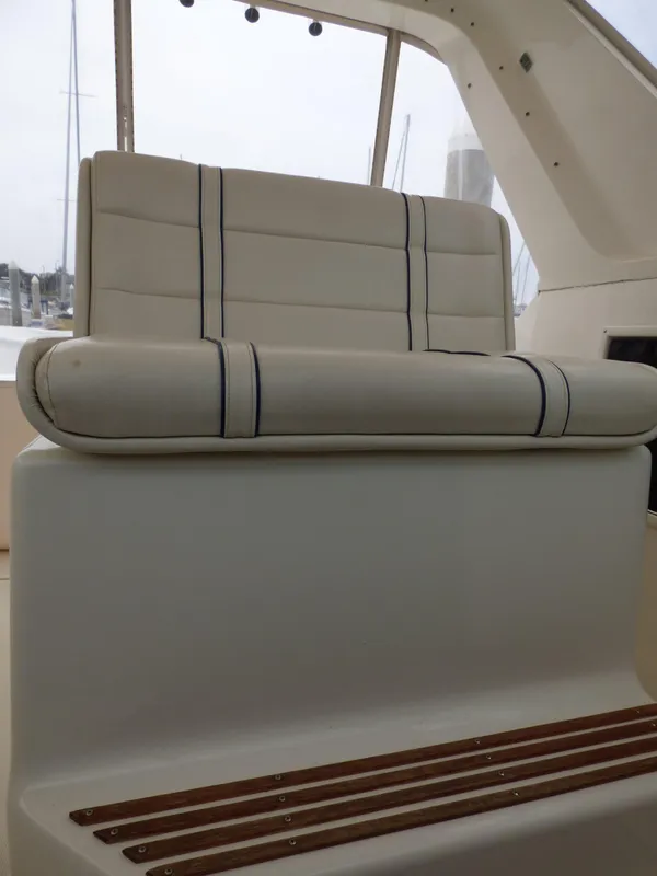 1989 Tiara Yachts 3600 Open