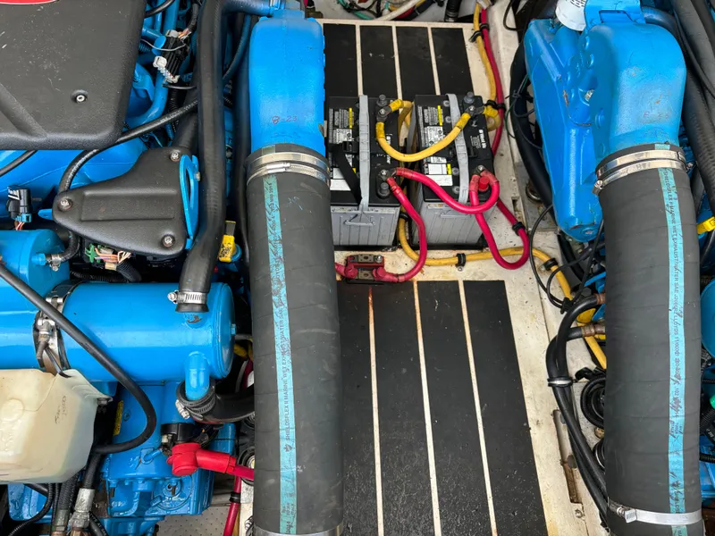2002 Tiara Yachts 3500 Open
