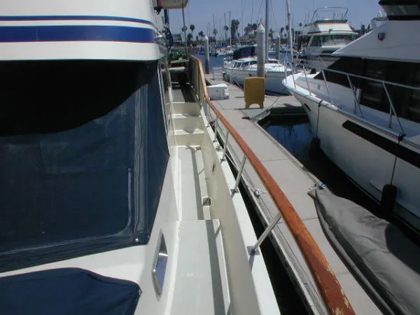 Walkaround Decks
