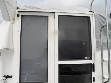 CABIN COCKPIT ENTERANCE DOOR