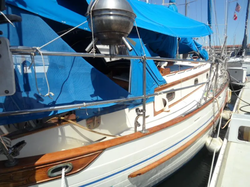 1977 Tayana 37