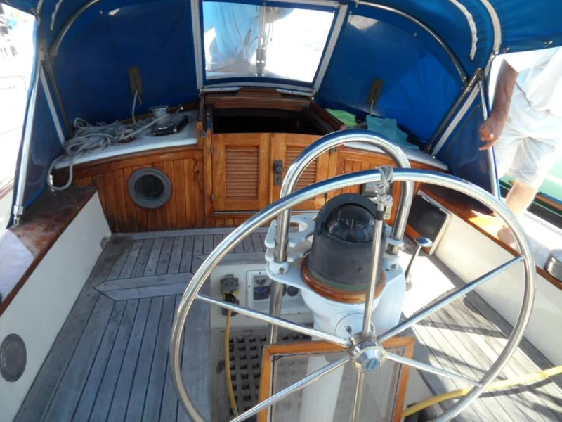 1977 Tayana 37