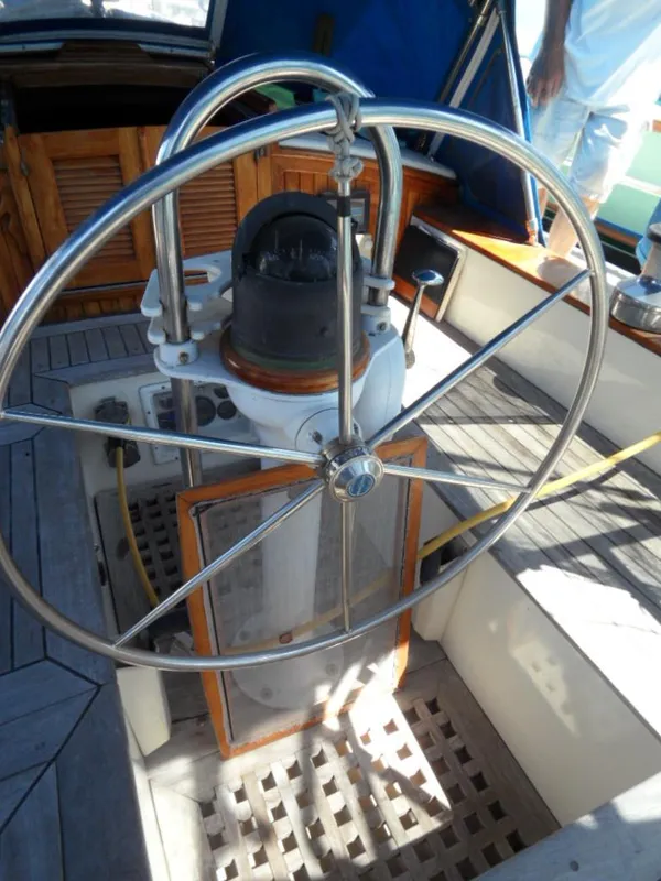 1977 Tayana 37