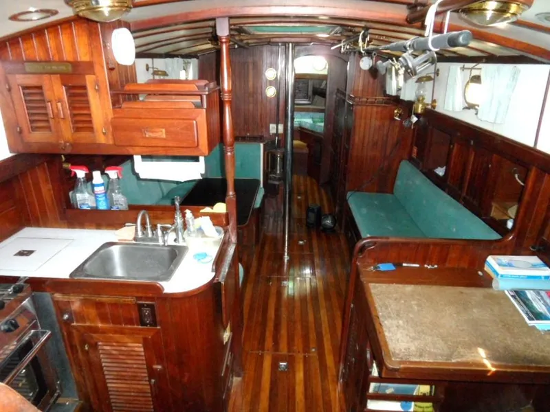 1977 Tayana 37