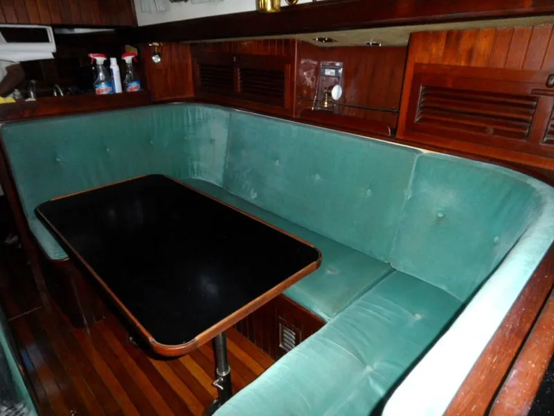 1977 Tayana 37