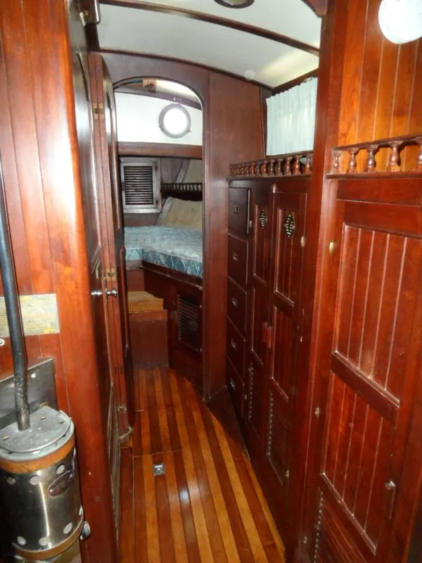 1977 Tayana 37