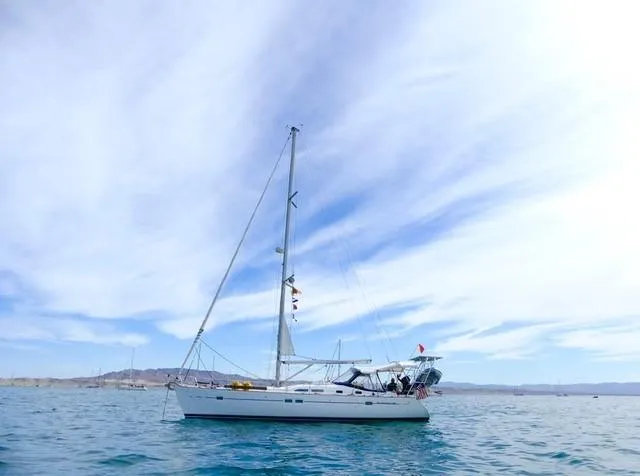 2004 Beneteau Oceanis 423