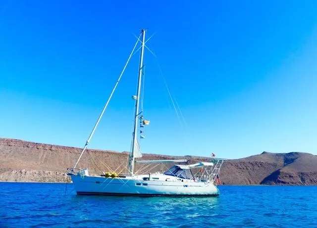 2004 Beneteau Oceanis 423